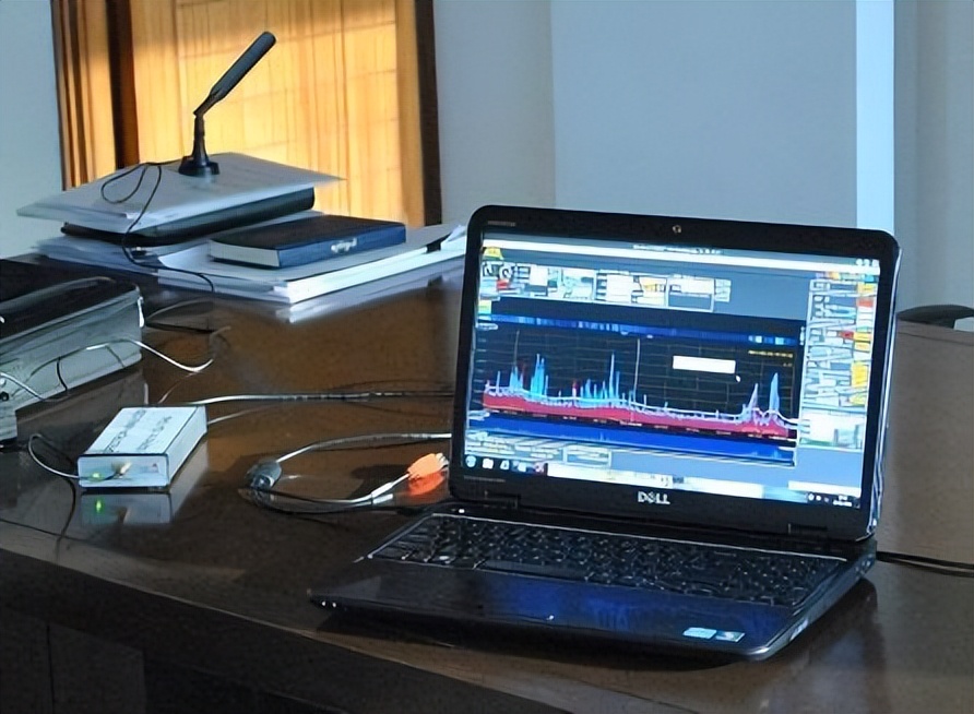 反窃听检测攻略:4步反窃听检测全攻略,守住最后防线! 反窃听检测攻略:4步反窃听检测全攻略,守住最后防线!(图3)