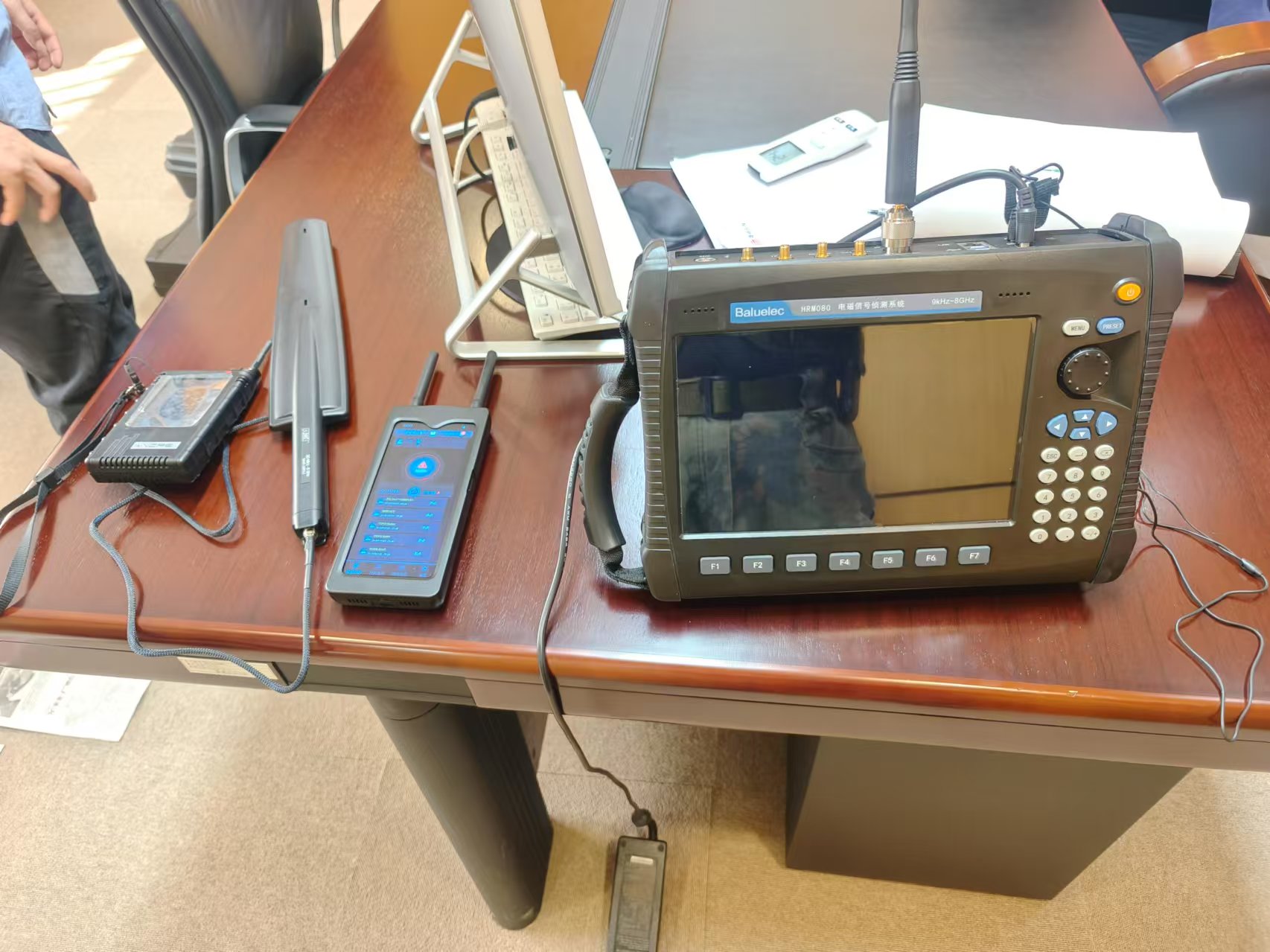 被装窃听装置怎么排查?一文读懂这份家庭窃听装置排查指南 被装窃听装置怎么排查?一文读懂这份家庭窃听装置排查指南(图6)